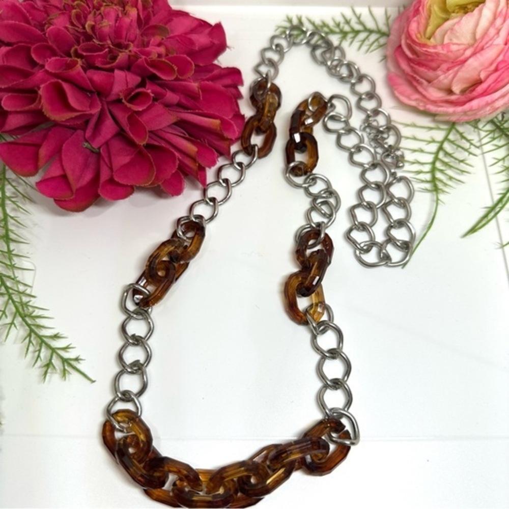 ⚜️ Tortoise Acrylic Chain Necklace